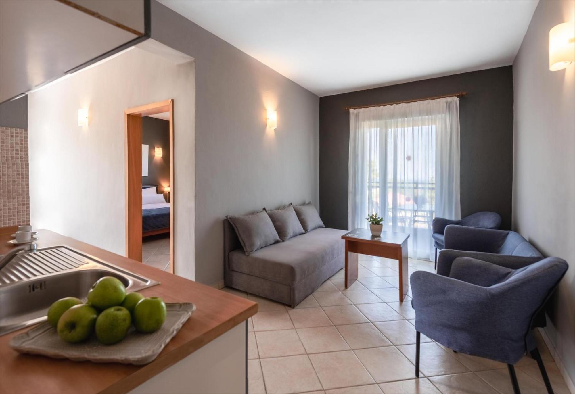 Ampelia Hotel Kassandra Ханиоти Екстериор снимка