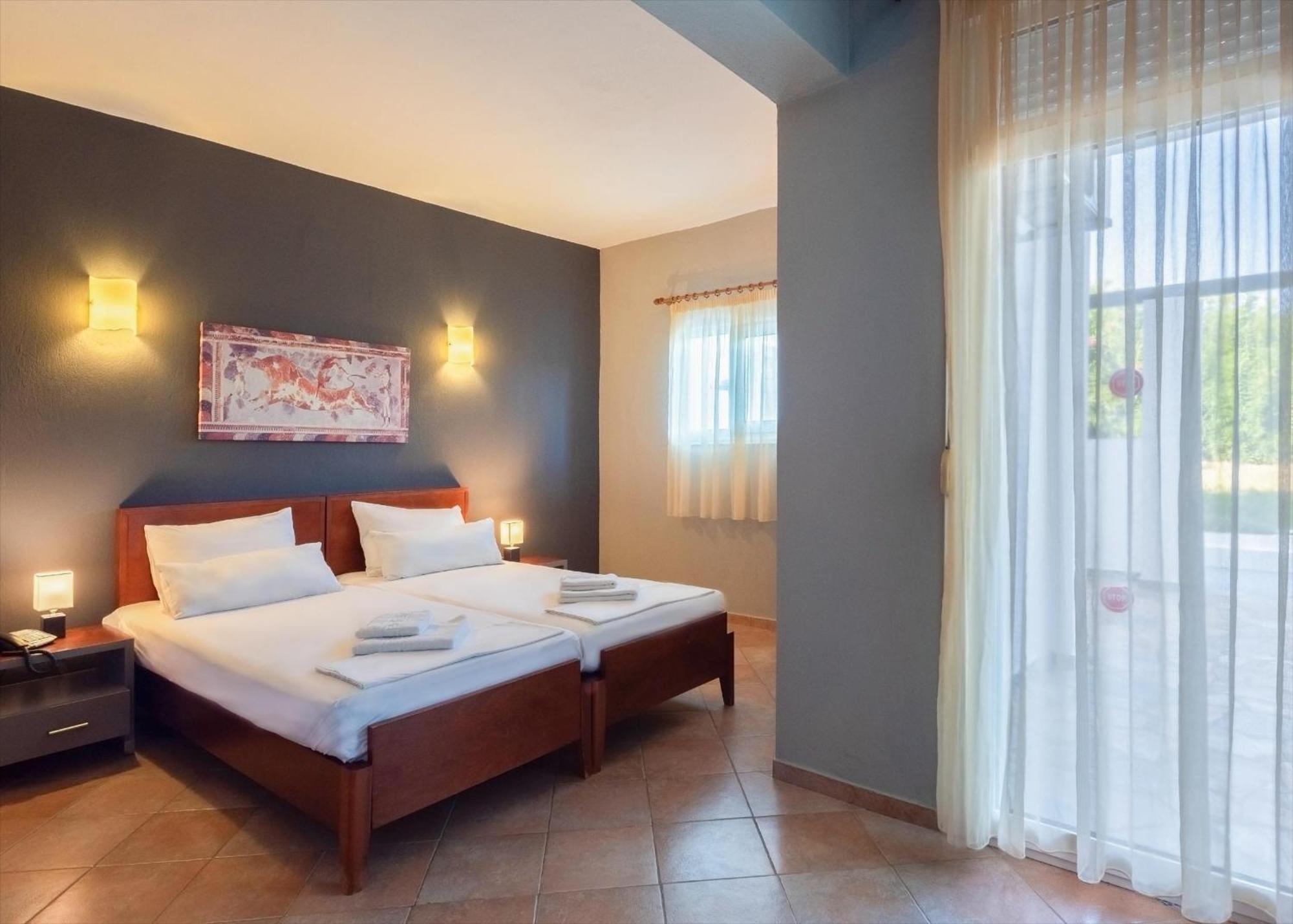 Ampelia Hotel Kassandra Ханиоти Екстериор снимка