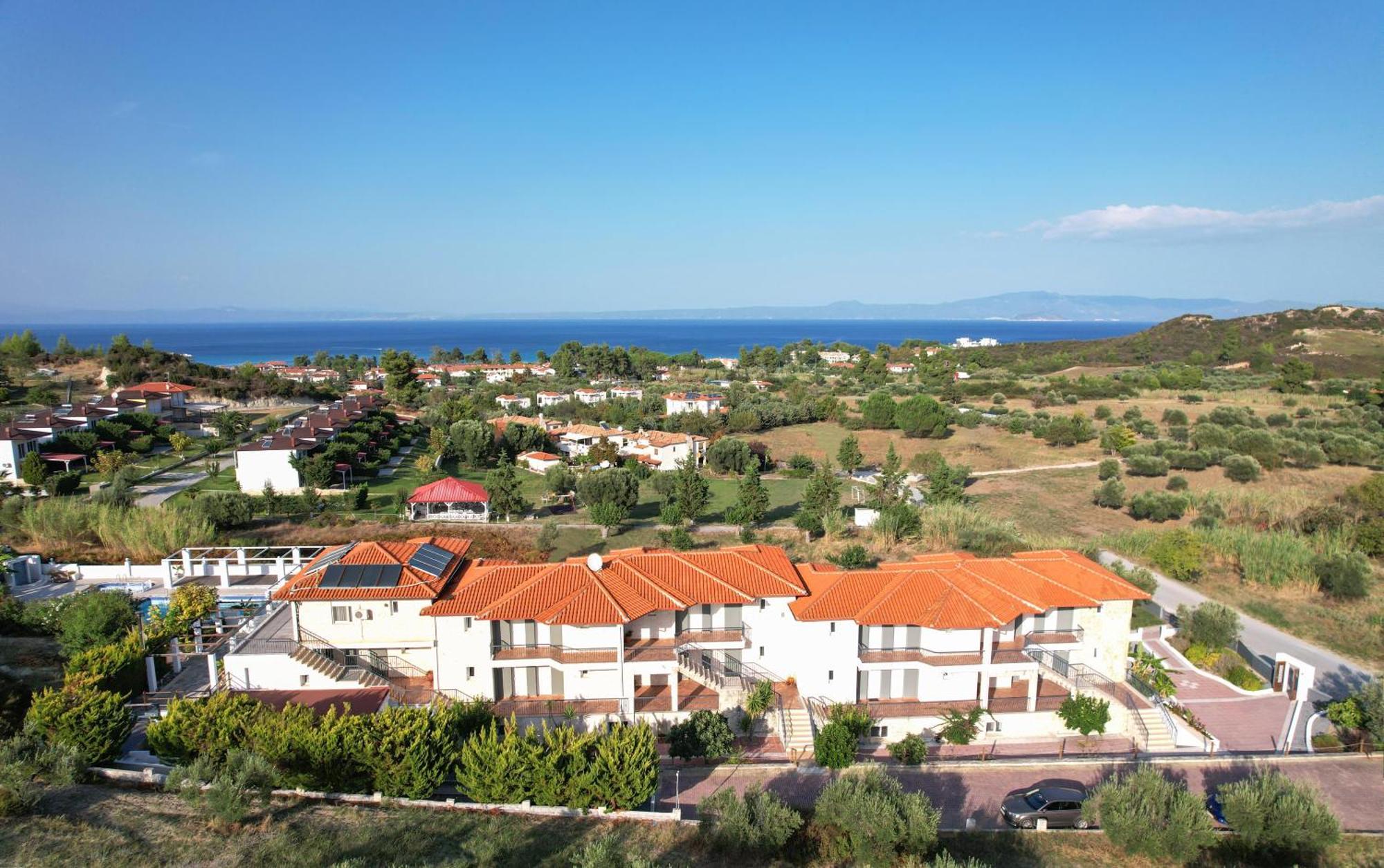 Ampelia Hotel Kassandra Ханиоти Екстериор снимка