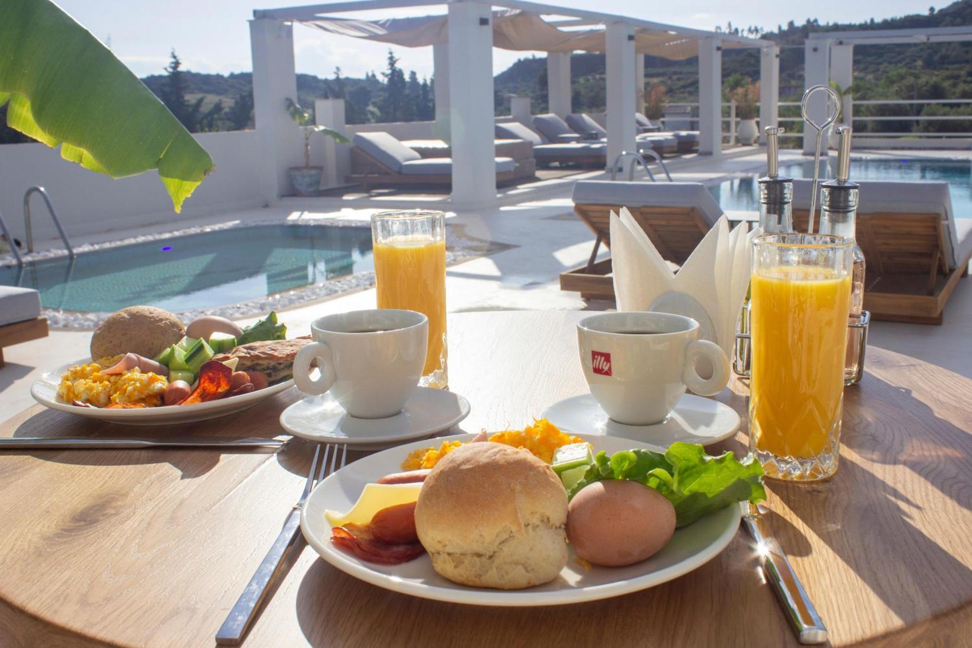 Ampelia Hotel Kassandra Ханиоти Екстериор снимка