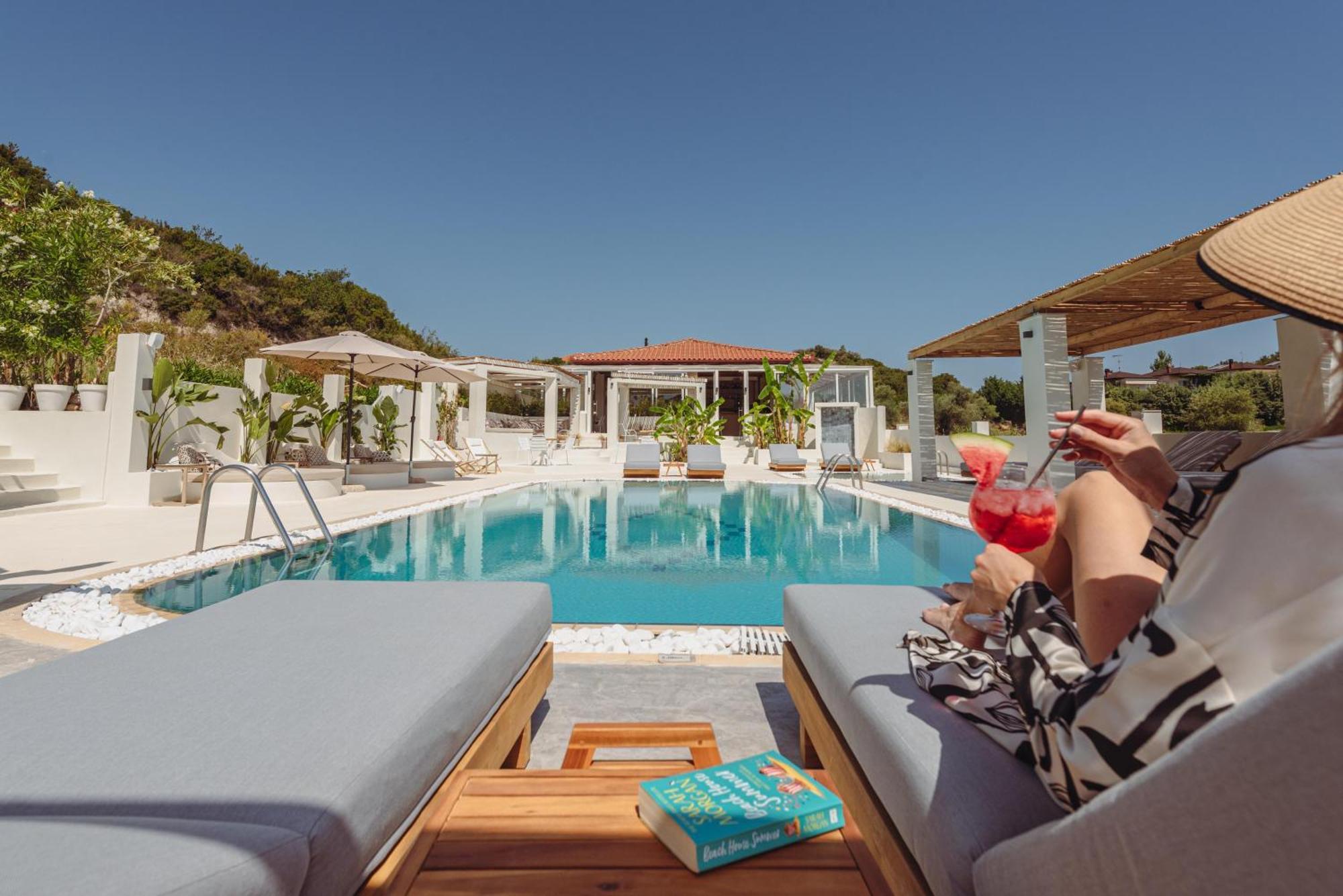 Ampelia Hotel Kassandra Ханиоти Екстериор снимка