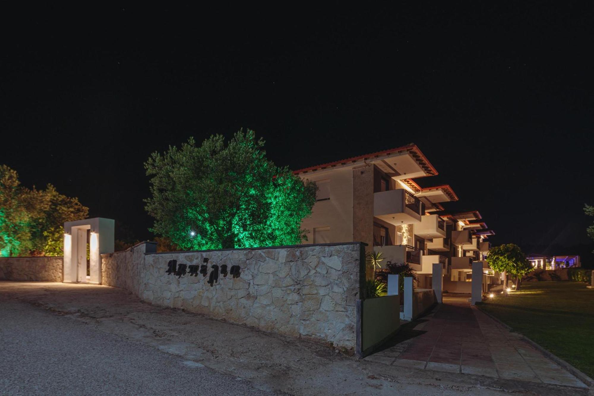 Ampelia Hotel Kassandra Ханиоти Екстериор снимка