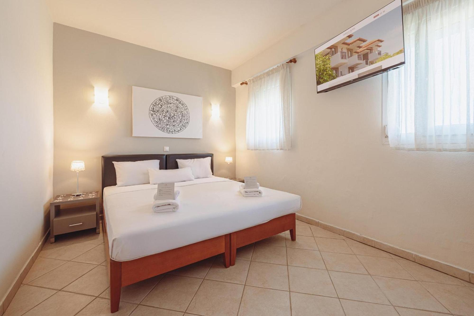 Ampelia Hotel Kassandra Ханиоти Екстериор снимка